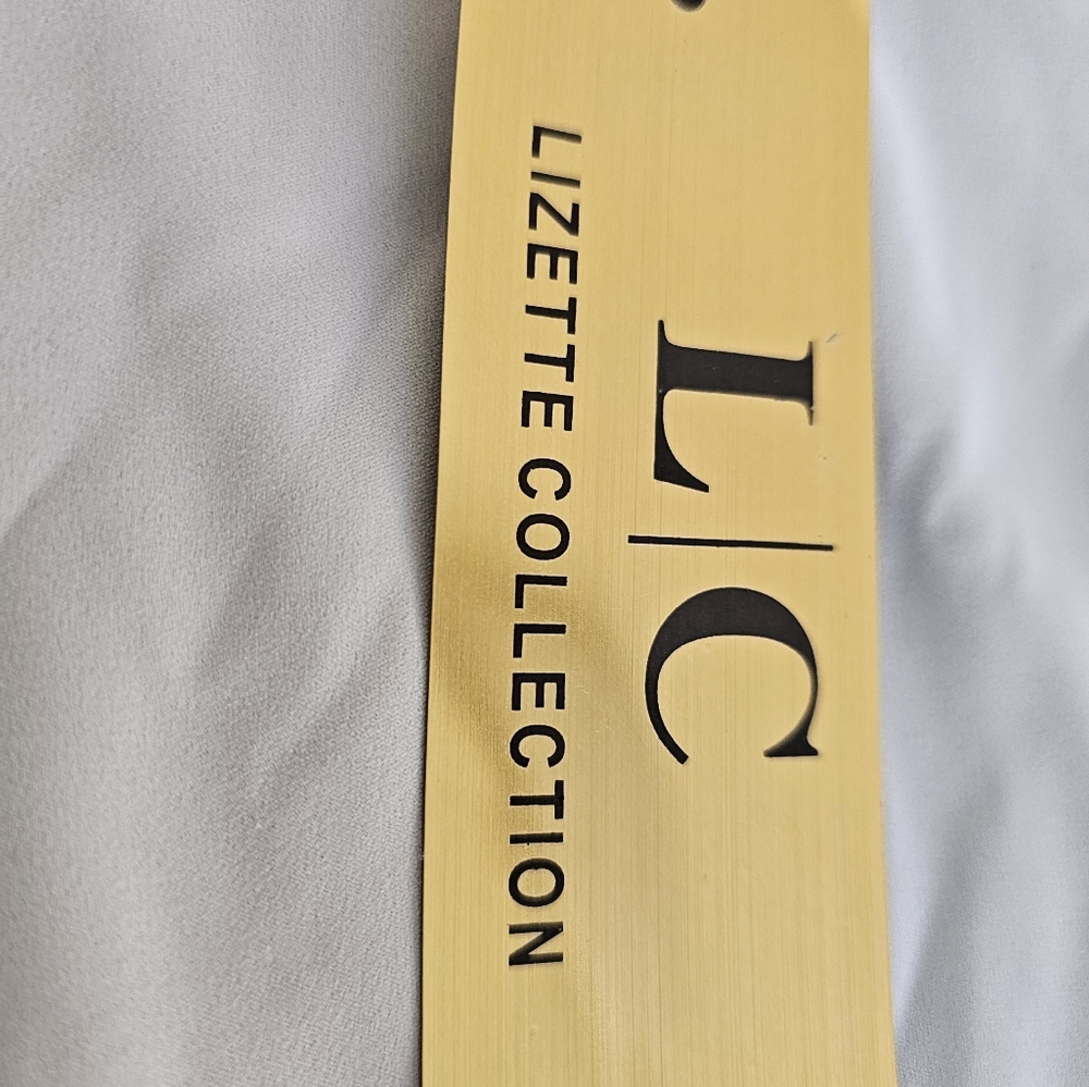 Lizette Collection Fall Tops - Picture 6 of 11